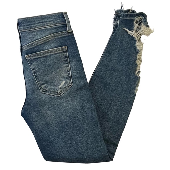 Free People Woman’s Medium Wash Skinny Distressed Jeans With Frayed Ankle Detail - Picture 5 of 9